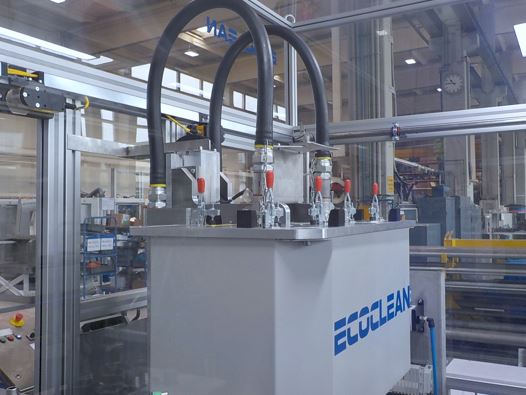 Ecoclean dry cleaning of electric motors