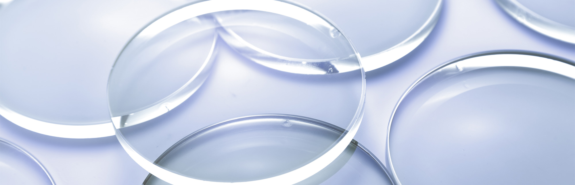 Effiziente Reinigungsanlagen für Präzisionsoptiken