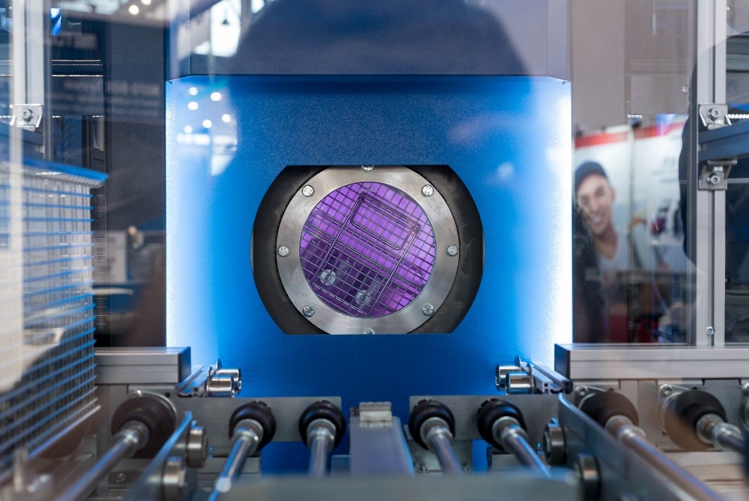 : Die EcoCcore-Maschine mit integrierter Plasmatechnik